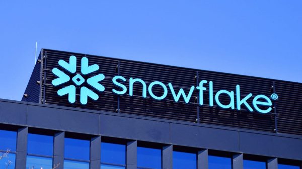 Snowflake’s $6B AWS Bet Signals New Era of Enterprise AI Infrastructure