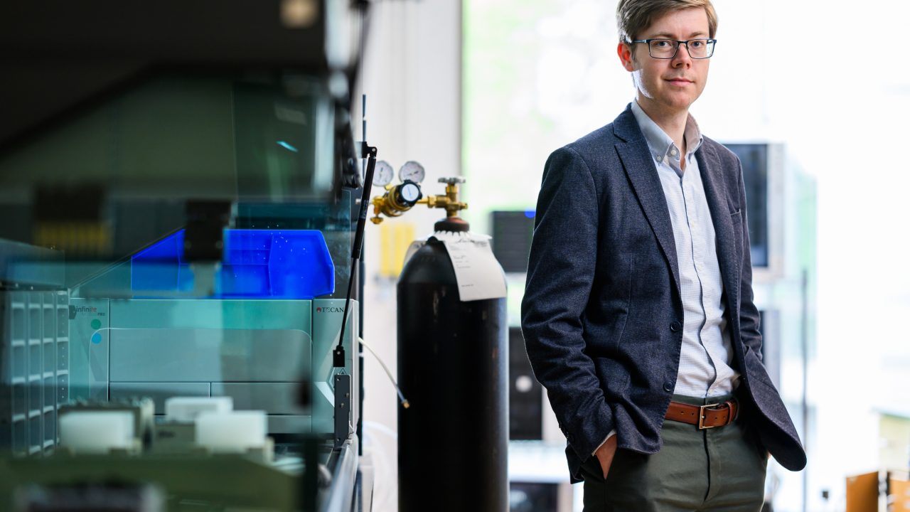 Building AI models that understand chemical principles