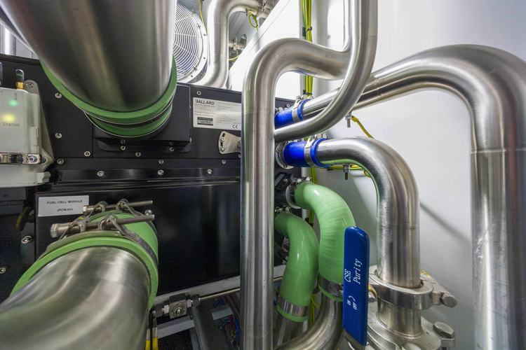 Equinix trials hydrogen fuel cells as diesel alternative at Irish data center