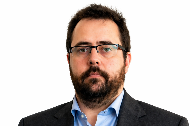 Security complexity in data centers: when more controls do not necessarily mean more control