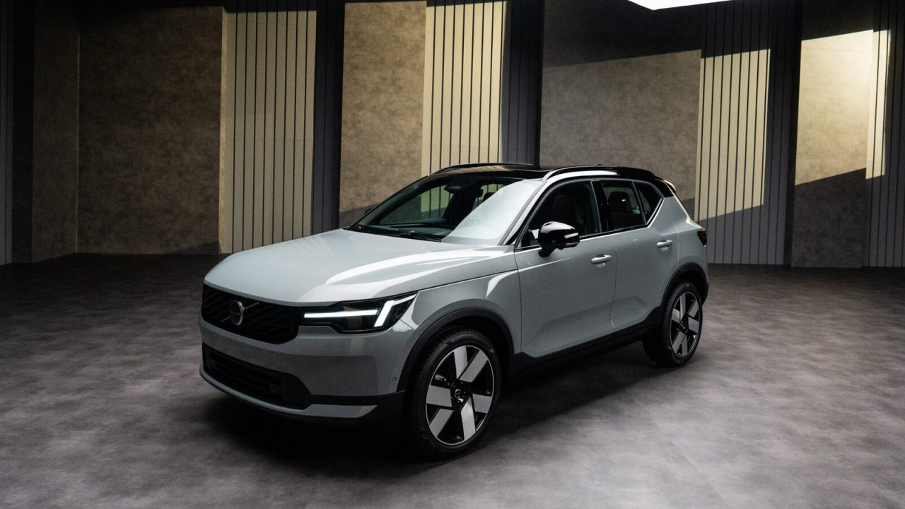 Volvo brings Gemini to refreshed XC40 and EX40