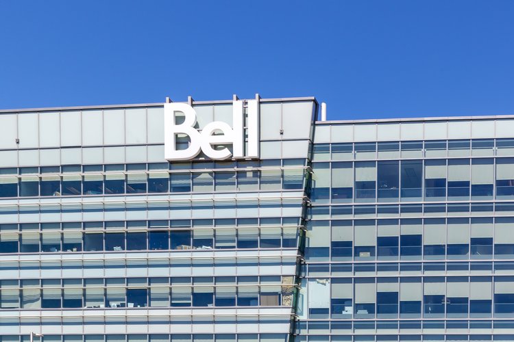 La Caisse snaps up 49.9% stake in Bell Canada’s tower unit