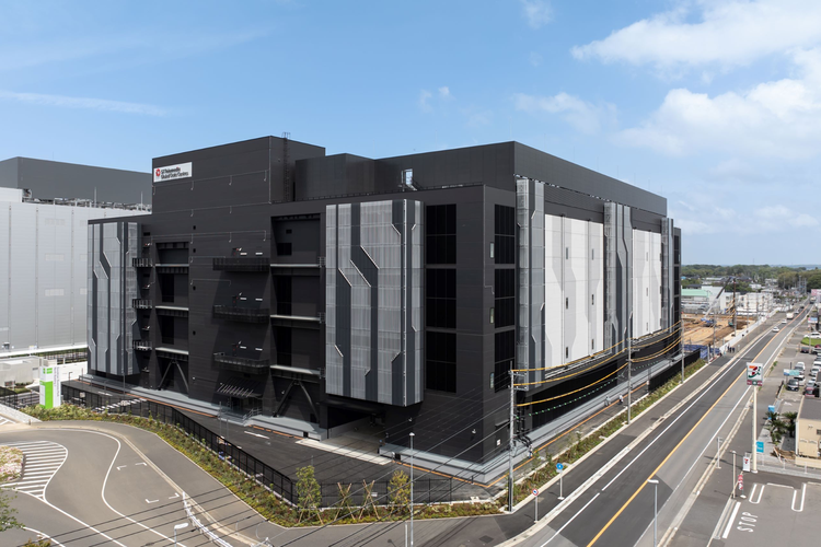 STTGDC secures $590m green loan for Tokyo data centers