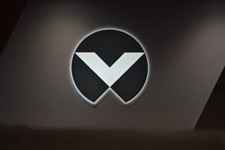 Vertiv shares jump 14 percent as data center earnings beat expectations